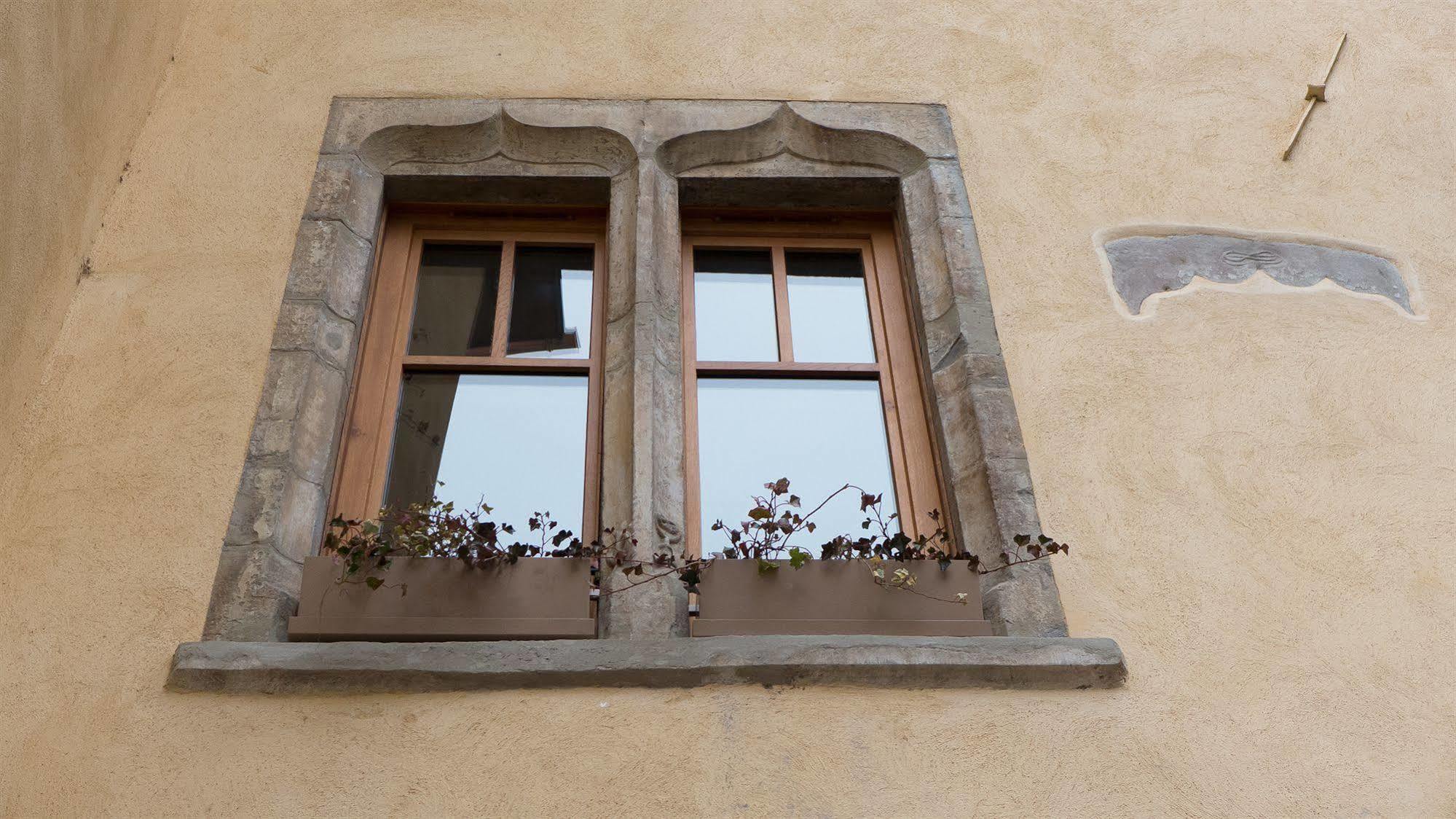 Les Loges Annecy Vieille Ville Luaran gambar